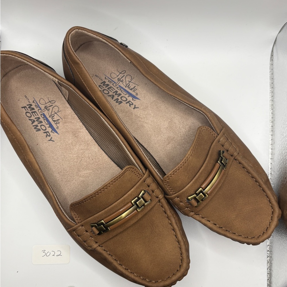 Lifestridge Vanity Driving Loafer - Good Used Condition - Size 9 Wide